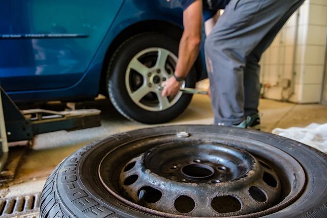 Jak správně vybrat pneumatiky pro vaše auto?